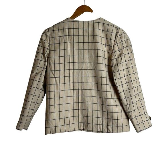 Surrey Classic Plaid Women's Jacket - Cream and Black - Picture 6 of 8